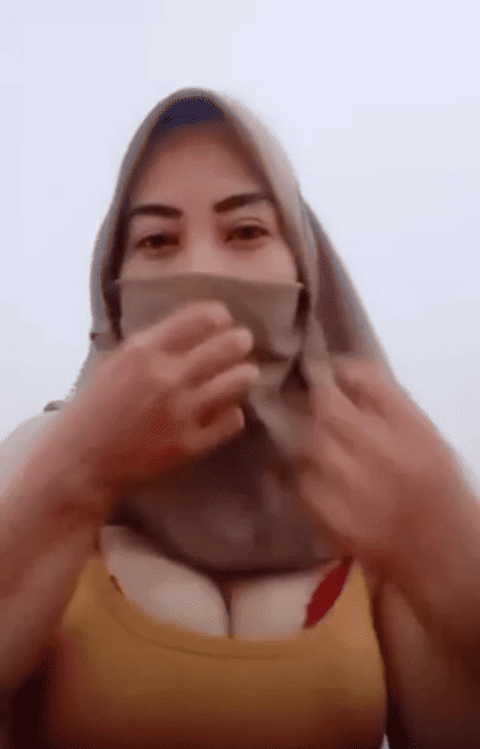 Novi ustadzah binal – Indonesian Tante Indonesia