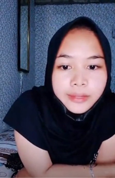 Bokep Indo Abg hijab live show ML