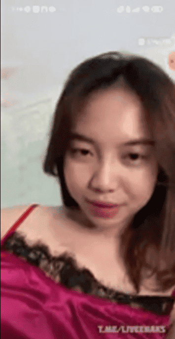 VCS Kakak Pia Cantik Show Utingnya