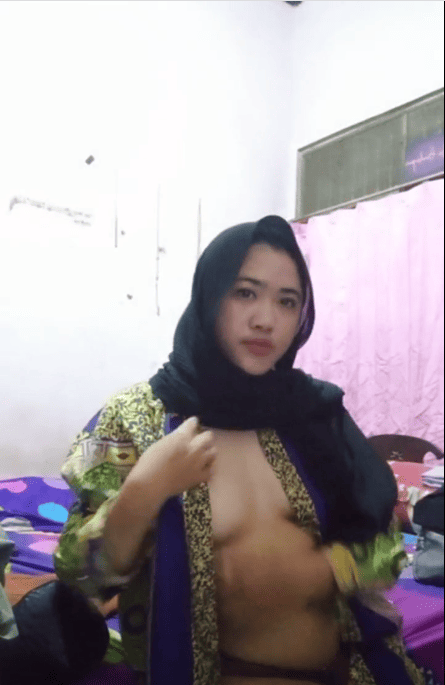 bu guru indonesia bugil