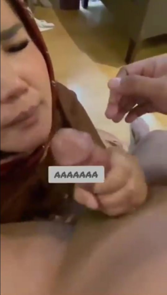 bokep indo crot di mukaa tante hijaabers