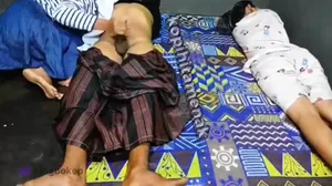 Istri Lagi Tidur Pulas Ibu Mertua Datang Ketok Pintu