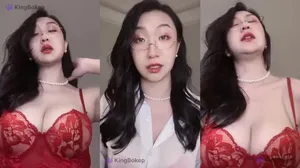 Pulang Kuliah Mami Chindo Ngajakin Mandi